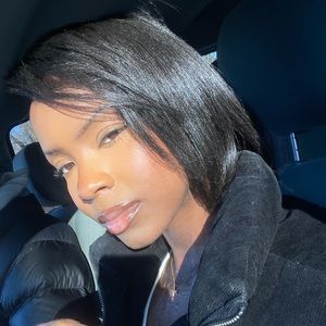 Meet your Posher, Christine